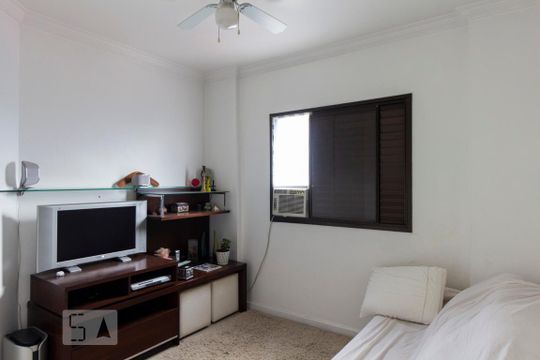 Sala de tv de apartamento para alugar com 2 quartos, 125m² em Vila Paulista, São Paulo