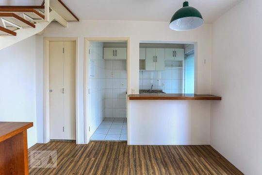 Cozinha de apartamento à venda com 2 quartos, 90m² em Sumarezinho, São Paulo