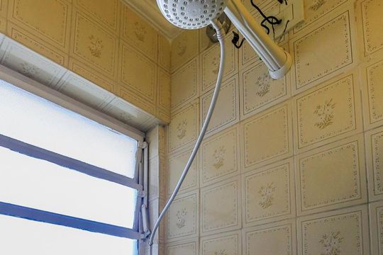 Banheiro de apartamento para alugar com 1 quarto, 50m² em Pinheiros, São Paulo