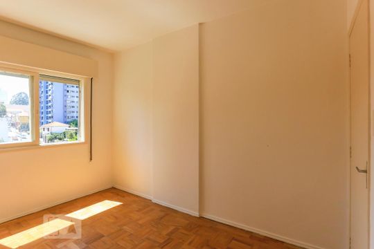 Quarto de apartamento para alugar com 1 quarto, 50m² em Pinheiros, São Paulo