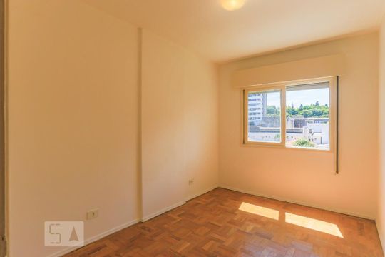 Quarto de apartamento para alugar com 1 quarto, 50m² em Pinheiros, São Paulo