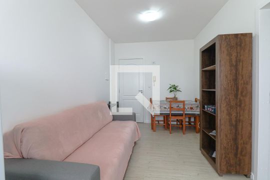 Sala/Cozinha de apartamento para alugar com 1 quarto, 35m² em Portão, Curitiba