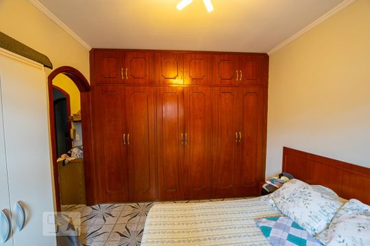Quarto de casa à venda com 4 quartos, 270m² em Vila Santa Catarina, São Paulo