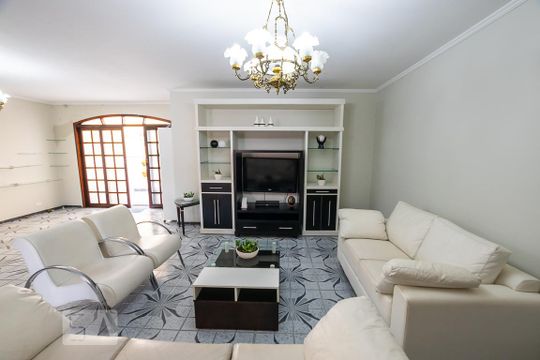 Casa à venda com 4 quartos, 270m² em Vila Santa Catarina, São Paulo