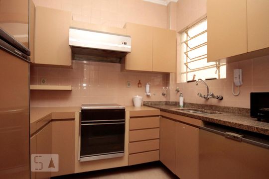 Cozinha de apartamento à venda com 2 quartos, 128m² em Bela Vista, São Paulo