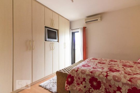 Suite 1 de casa à venda com 3 quartos, 210m² em Água Fria, São Paulo