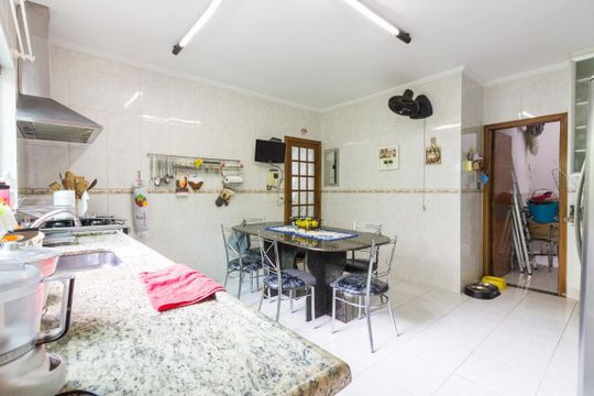 Cozinha de casa à venda com 3 quartos, 210m² em Água Fria, São Paulo
