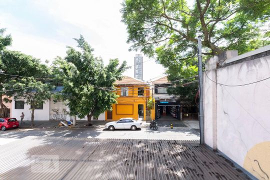 Vista  de casa para alugar com 3 quartos, 250m² em Vila Gomes Cardim, São Paulo