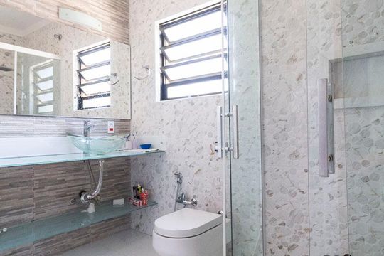 Banheiro suite 3 de casa para alugar com 3 quartos, 250m² em Vila Gomes Cardim, São Paulo