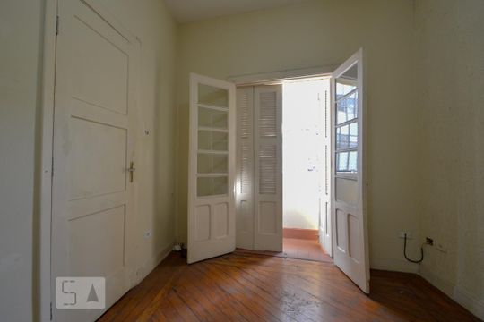 Casa para alugar com 2 quartos, 100m² em Morro dos Ingleses, São Paulo