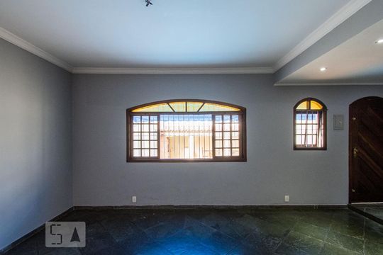 Sala de casa à venda com 2 quartos, 160m² em Vila Dom Pedro I, São Paulo