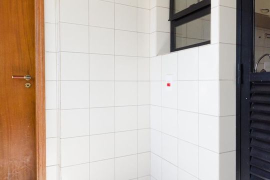 Área de Serviço de apartamento para alugar com 2 quartos, 93m² em Vila Gilda, Santo André