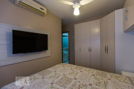 Suíte de apartamento para alugar com 2 quartos, 55m² em Camaquã, Porto Alegre