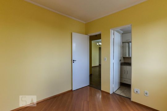 Suíte de apartamento à venda com 3 quartos, 75m² em Jardim Stella, Santo André