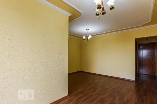 Sala de apartamento para alugar com 3 quartos, 75m² em Jardim Stella, Santo André