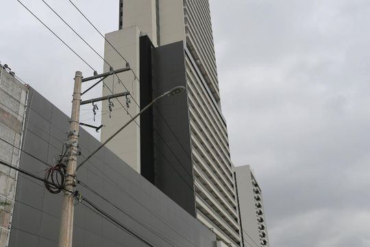 Fachada de kitnet/studio à venda com 1 quarto, 32m² em Centro, Osasco