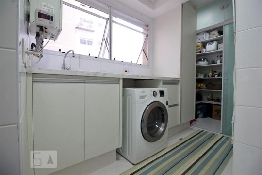 Área de serviço de apartamento para alugar com 3 quartos, 141m² em Paraíso do Morumbi, São Paulo