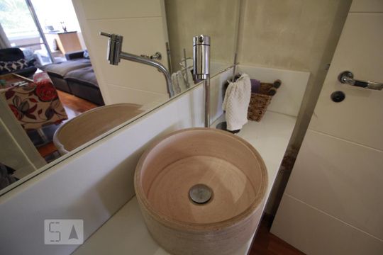 Pia de apartamento para alugar com 3 quartos, 141m² em Paraíso do Morumbi, São Paulo