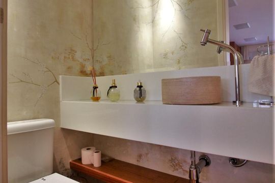 Lavabo de apartamento para alugar com 3 quartos, 141m² em Paraíso do Morumbi, São Paulo