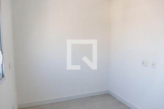 Quarto 2 - Suíte de apartamento para alugar com 2 quartos, 54m² em Vila Osasco, Osasco