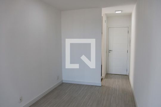 sala de apartamento para alugar com 2 quartos, 54m² em Vila Osasco, Osasco