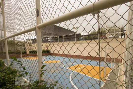 Quadra esportiva de apartamento para alugar com 3 quartos, 72m² em Campo Comprido, Curitiba