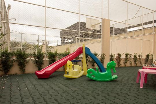 Playground de apartamento para alugar com 3 quartos, 72m² em Campo Comprido, Curitiba