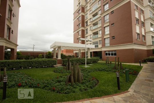 Área externa de apartamento para alugar com 3 quartos, 72m² em Campo Comprido, Curitiba
