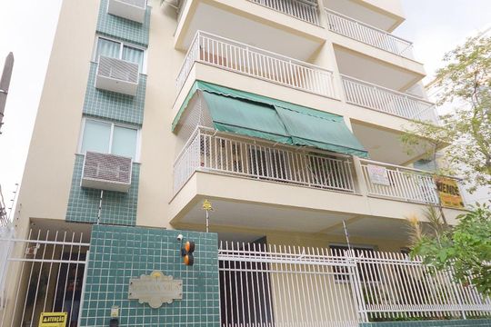 Fachada de apartamento à venda com 1 quarto, 47m² em Vila Isabel, Rio de Janeiro