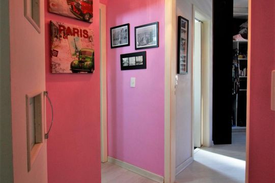 Corredor de apartamento à venda com 2 quartos, 76m² em Jardim Vazani, São Paulo