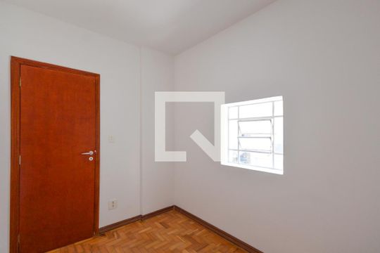 Quarto de Serviço de apartamento para alugar com 3 quartos, 150m² em Santa Cecília, São Paulo