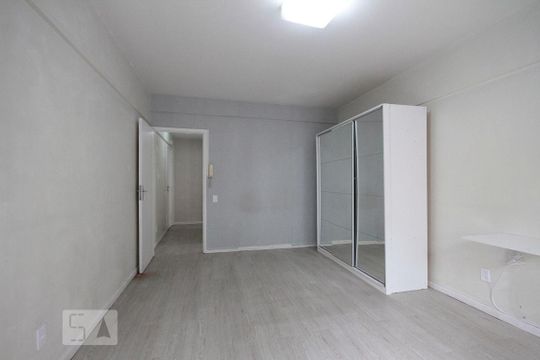 Studio de kitnet/studio para alugar com 1 quarto, 45m² em Higienópolis, São Paulo