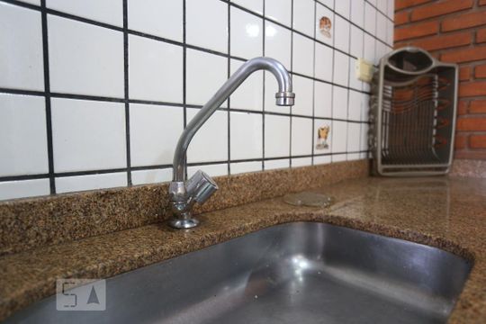 Churrasqueira de casa para alugar com 4 quartos, 380m² em Centro, Osasco