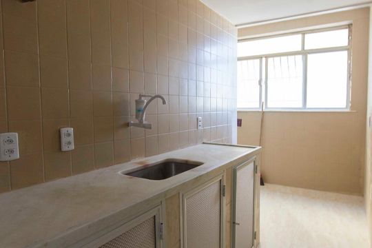 cozinha de apartamento para alugar com 3 quartos, 130m² em Icaraí, Niterói