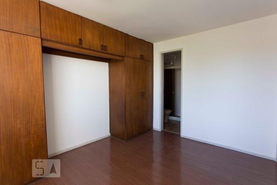 suíte de apartamento para alugar com 3 quartos, 130m² em Icaraí, Niterói