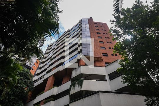 Fachada de apartamento à venda com 4 quartos, 250m² em Jardim Vitória Régia, São Paulo