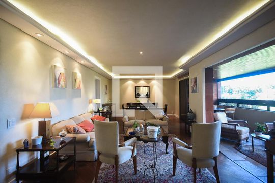 Apartamento à venda com 4 quartos, 250m² em Jardim Vitória Régia, São Paulo