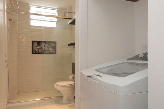 Banheiro de apartamento à venda com 1 quarto, 78m² em Santa Cecília, São Paulo