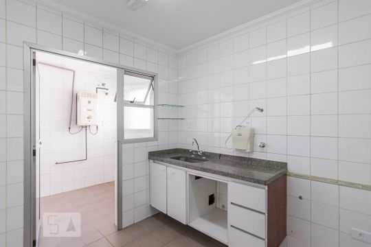Cozinha de apartamento à venda com 3 quartos, 76m² em Osvaldo Cruz, São Caetano do Sul