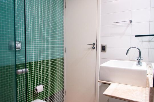 Banheiro da Suíte de apartamento à venda com 3 quartos, 89m² em Botafogo., Rio de Janeiro