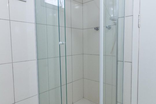 Banheiro de apartamento para alugar com 2 quartos, 65m² em Chácara Santo Antônio (zona Sul), São Paulo