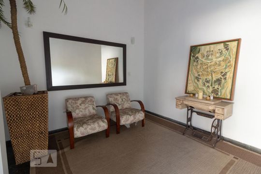 Hall de apartamento para alugar com 2 quartos, 65m² em Chácara Santo Antônio (zona Sul), São Paulo