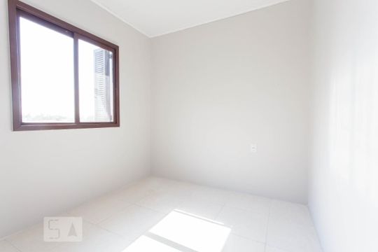 Quarto 1 de apartamento para alugar com 2 quartos, 46m² em Santa Tereza, Porto Alegre