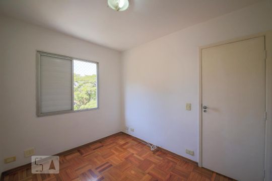 Quarto 1 de apartamento para alugar com 2 quartos, 68m² em Vila Madalena, São Paulo