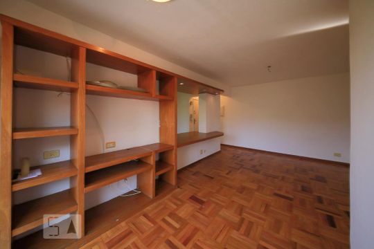 Sala de apartamento para alugar com 2 quartos, 68m² em Vila Madalena, São Paulo