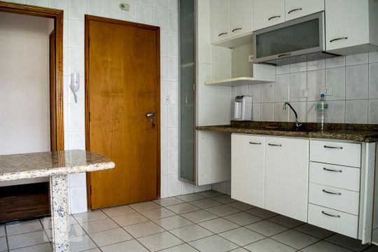 COZINHA de apartamento à venda com 3 quartos, 90m² em Santana, São Paulo