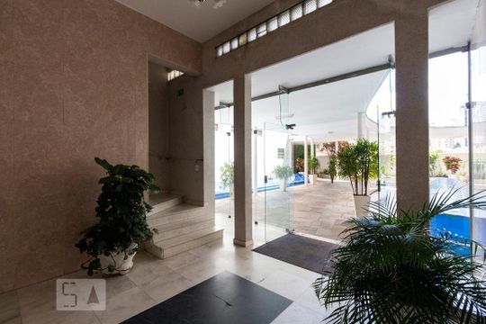 Hall social de apartamento para alugar com 1 quarto, 32m² em Bosque da Saúde, São Paulo