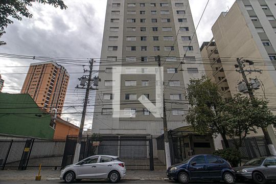 fachada de apartamento para alugar com 1 quarto, 45m² em Aclimação, São Paulo