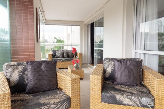 Varanda de apartamento à venda com 4 quartos, 266m² em Jardim Taquaral, São Paulo