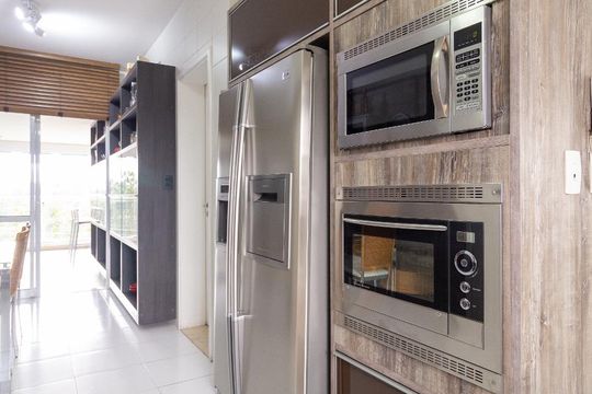 Cozinha de apartamento à venda com 4 quartos, 266m² em Jardim Taquaral, São Paulo